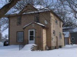 407 4th Ave, Freeborn, MN 56032
