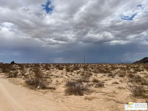 30 Moonlight Mesa Rd, Joshua Tree, CA 92252