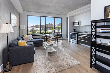 225 East 138th Street