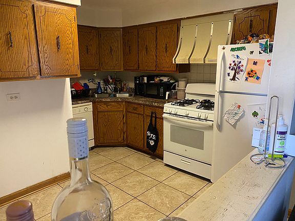 2nd image of 117 N Gregory St #24