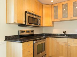 7524 24th Ave NW APT 3, Seattle, WA 98117