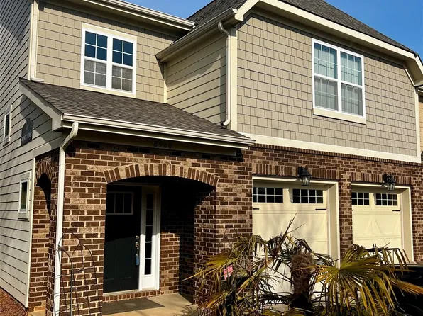 8560 Loxton Cir, Charlotte, NC 28214