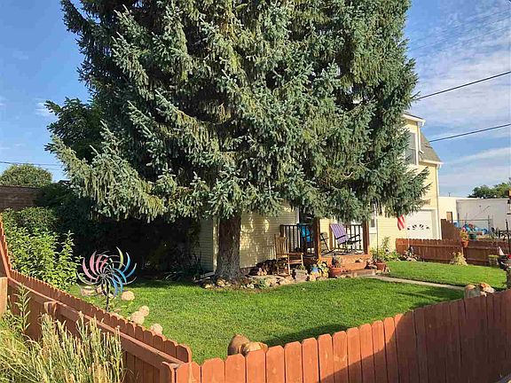 3rd image of 122 S 13th St
