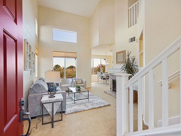 4th image of 64 Sea Isle Dr