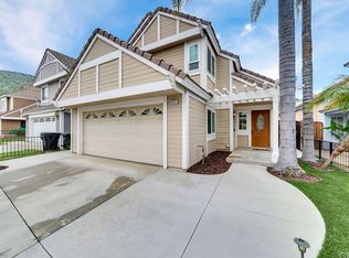 11472 Hideaway Ln, Fontana, CA 92337