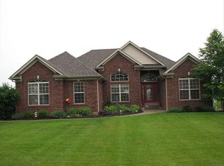 6642 Westwood Dr, Charlestown, IN 47111