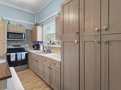 2 NE Sixth St, Steinhatchee, FL, 32359