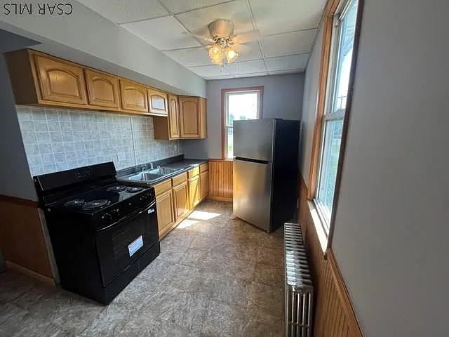 3418 Graham Ave #2 — Photo 6