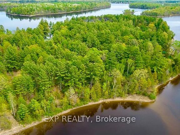 5th image of 39 Greenway Dr