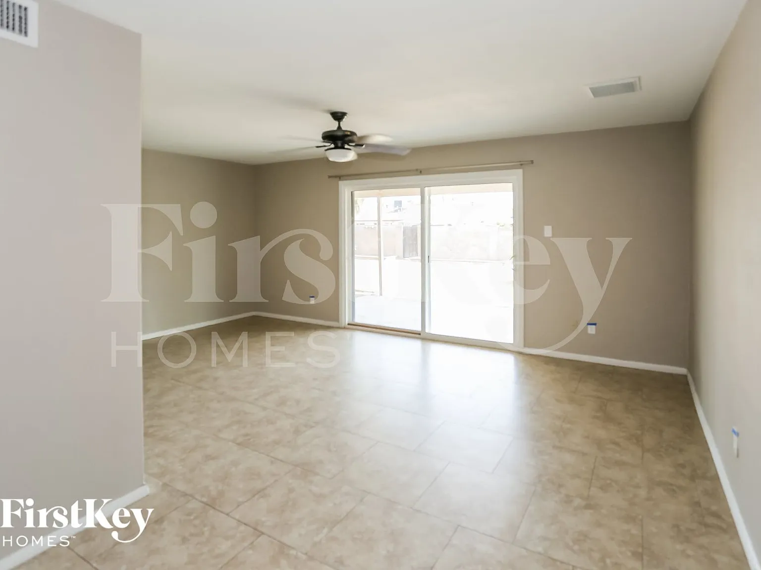 4 bed, 2.0 bath, 1536 sqft, $2,435 — Photo 2
