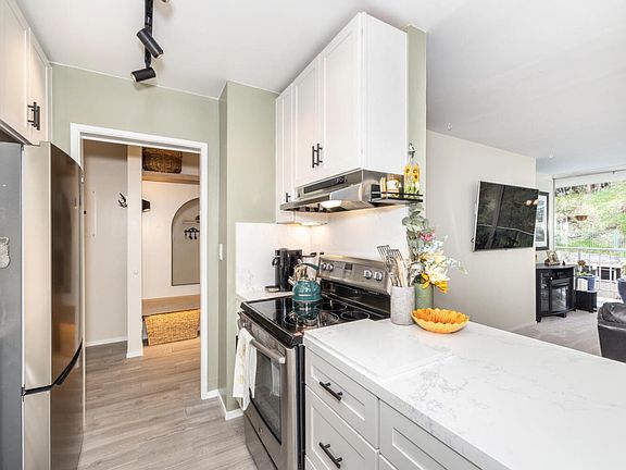 5th image of 400 Davey Glen Rd APT 4503