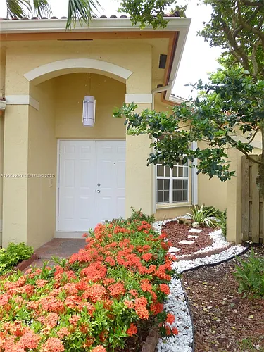 11236 NW 58th Ter Photo 1
