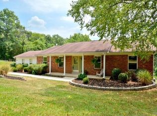18720 Victor Acres Dr, Glencoe, MO