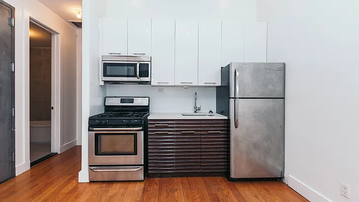 Rented by Nooklyn NYC LLC | media 43