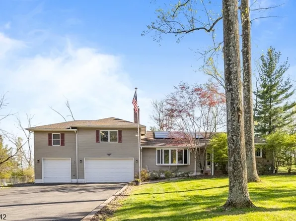 29 Leffler Hill Rd, Raritan Twp., NJ 08822