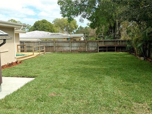 4th image of 1321 Brunswick Dr