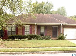 724 Wynsom Dr SE, Huntsville, AL 35803