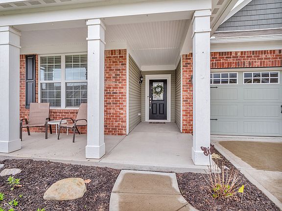 2nd image of 4857 Silverbell Dr