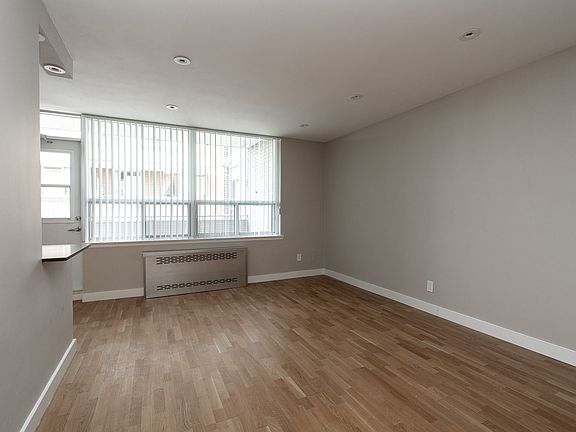4th image of 95 Jameson Ave #696296