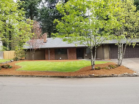 2nd image of 1601 SE 123rd Ave