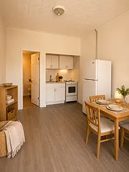 511 Halsey Street, #2F