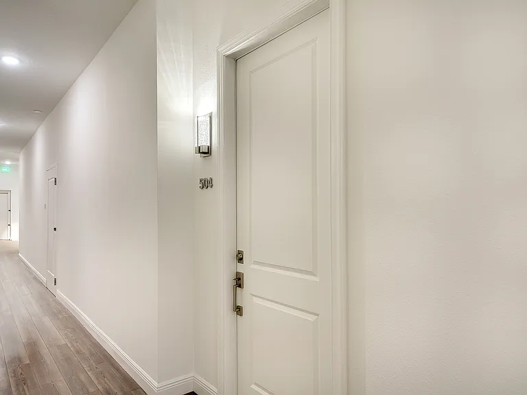 600 3rd Ave S #504 — Photo 8