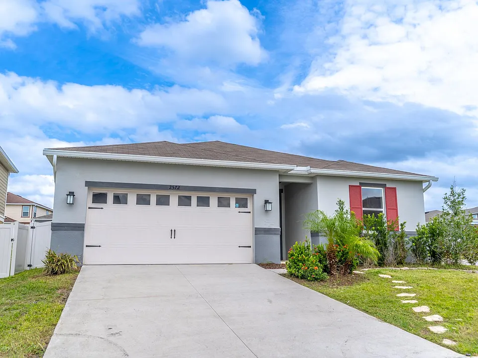 2572 Biscotto Cir