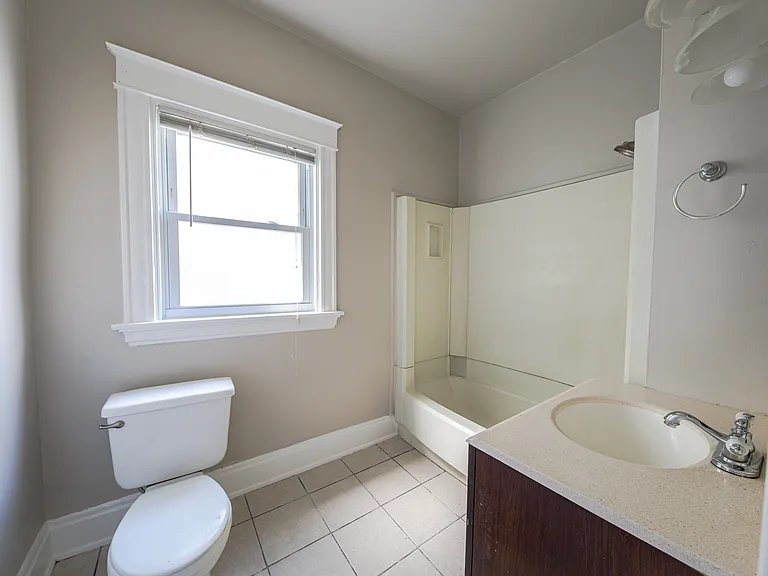 2545 Cleinview Ave #2 — Photo 12