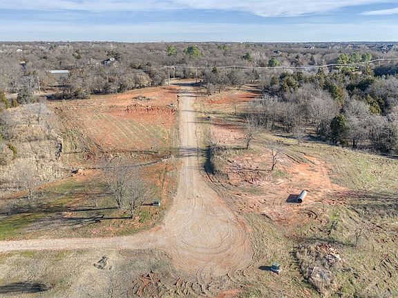 3rd image of 6000 E Sorghum Mill Rd