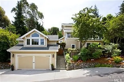 154 Crescent Rd photo 1