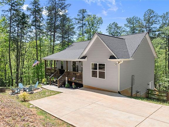 2nd image of 2184 Ben Higgins Rd