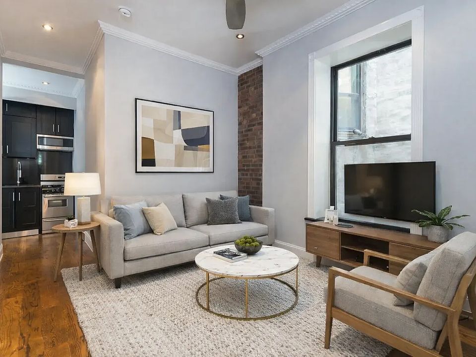 1st image of 15 W 103rd St APT 2B