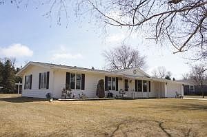 3 Bedroom Ranch With Land on the River!