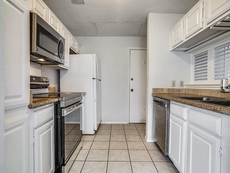 5619 Preston Oaks Rd #206 — Photo 5