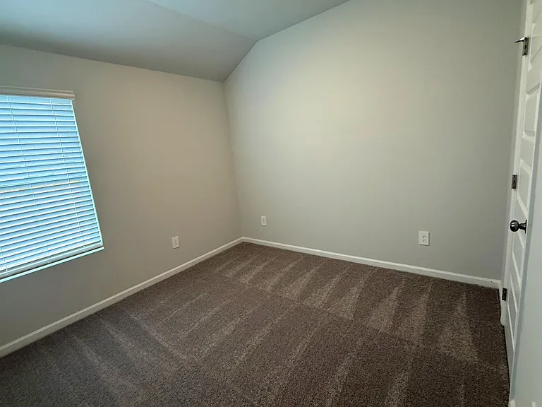 205 Six Pence Ct — Photo 13