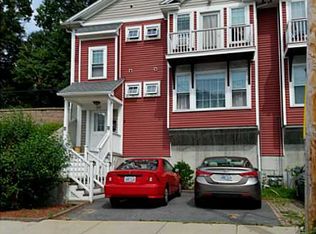 117 Knowles St, Providence, RI 02906