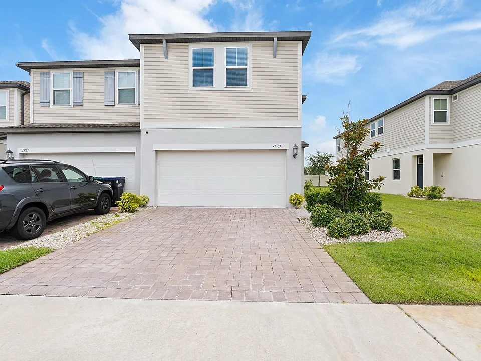 15187 Willow Arbor Cir