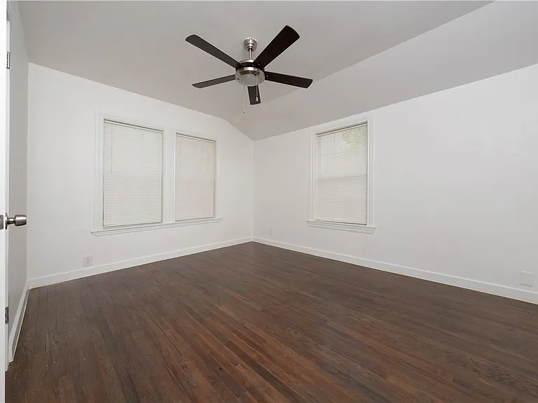 2522 Cleo St — Photo 10