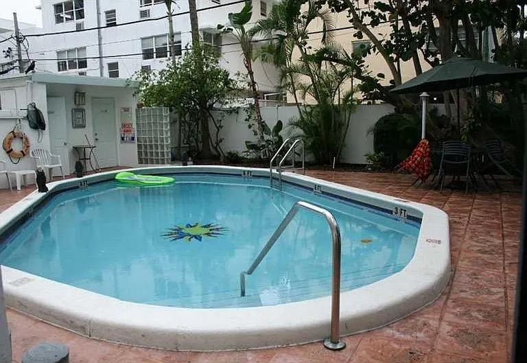1390 Ocean Dr #402 — Photo 5