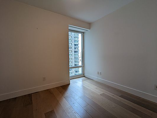 5th image of 15 W 61st St #12D