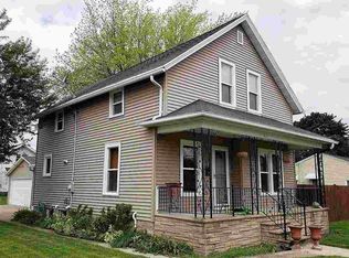 219 Knapp St, Oshkosh, WI 54902