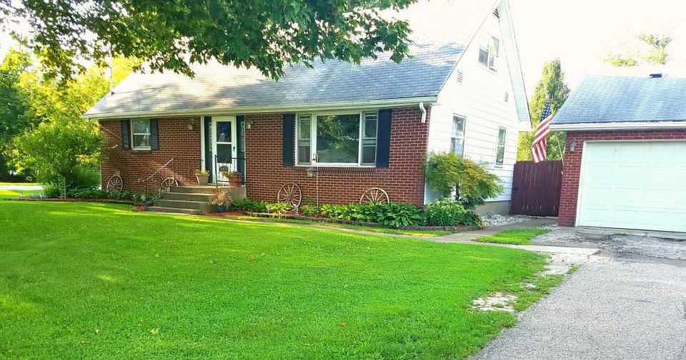 2nd image of 403 E Main St