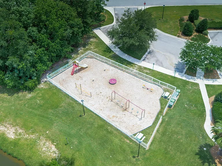 38 Flagler Dr — Photo 17