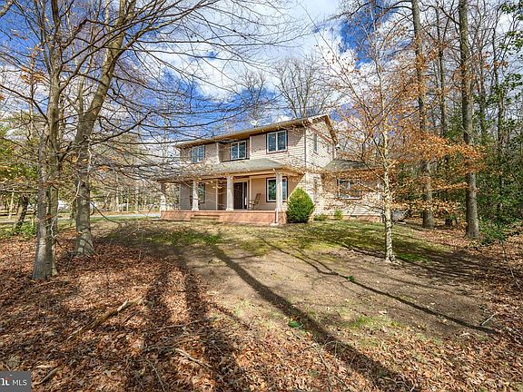 4th image of 204 Double Creek Rd