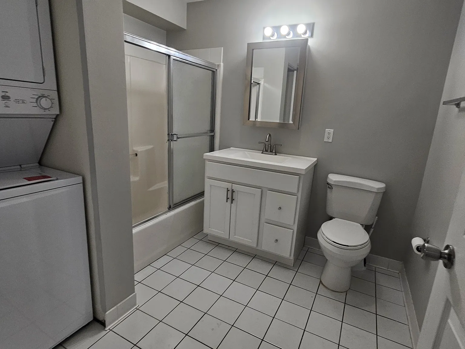 204 Cherry St — Photo 4