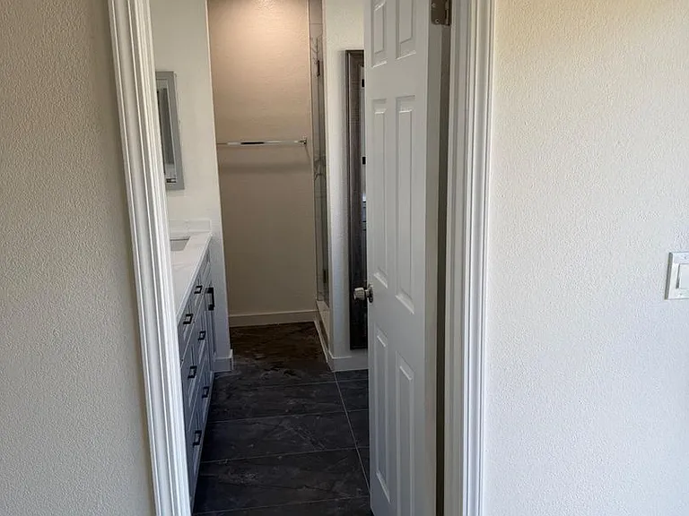 328 Brighton St — Photo 4