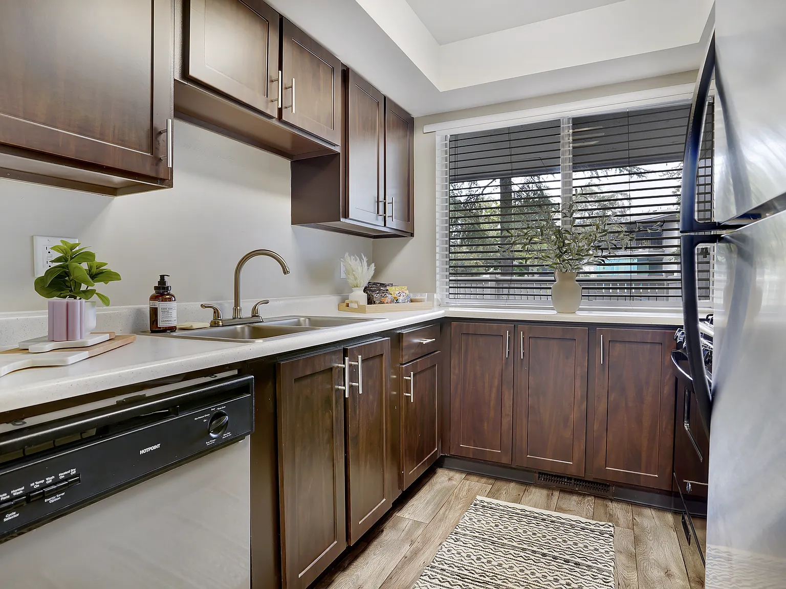 Miller Estates — Photo 2