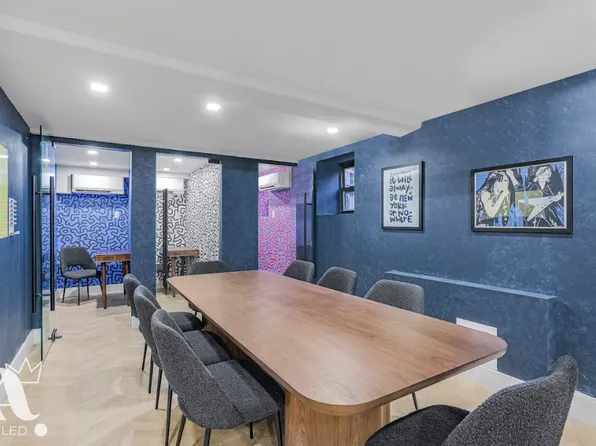 58 Avenue A image 5 of 8