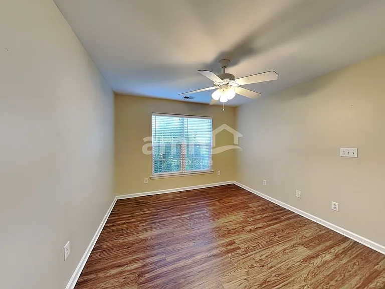 8207 Abbottsgate Ln — Photo 20
