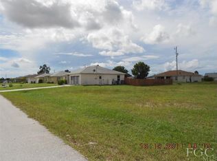2920 NE 7th Ave, Cape Coral, FL 33909